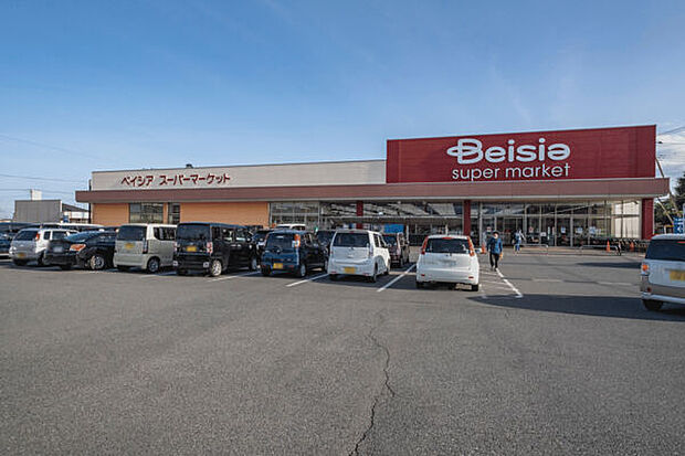ベイシアスーパーマーケット伊勢崎BP店（約2,213m）
