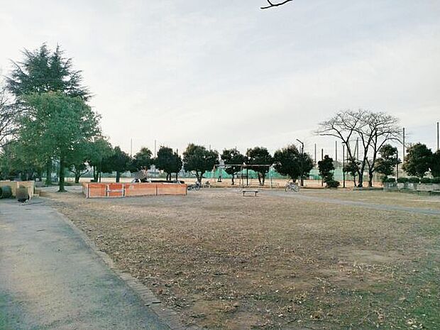 大原公園(八潮市)(約818m)