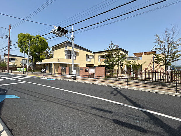守口市立さくら小学校(約1,062m)