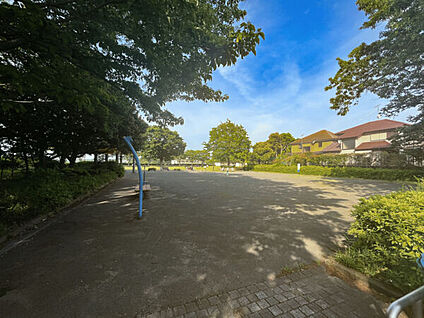 藤沢市立大清水中学校 2029m