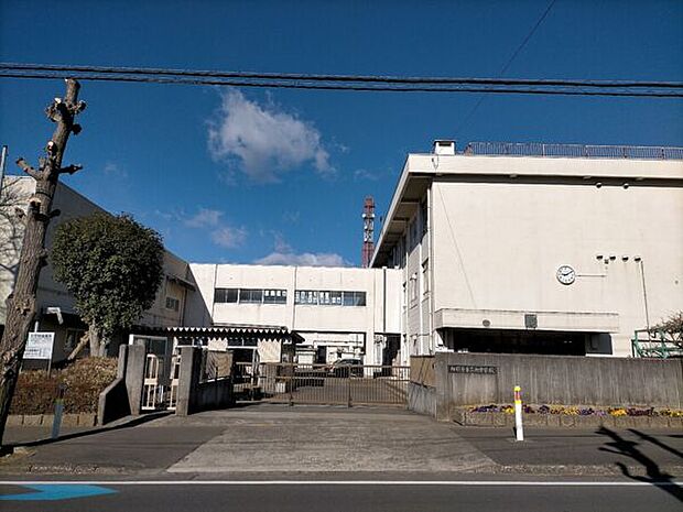 相模原市立旭中学校(約735m)