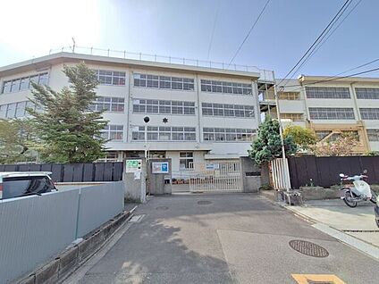 守口市立金田小学校 371m