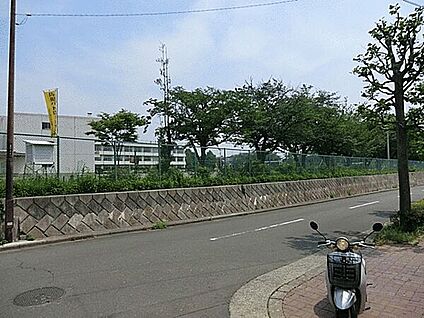 海老名市立上星小学校 1155m