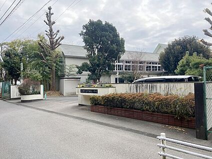 船橋市立行田東小学校 425m