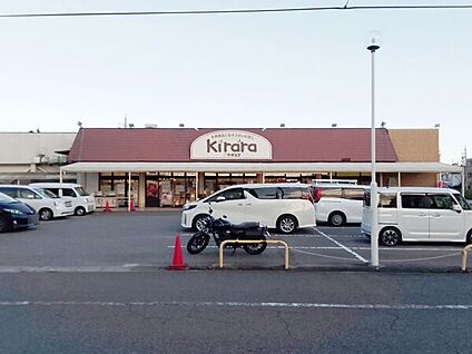 ヤオスズ キララ店 1393m