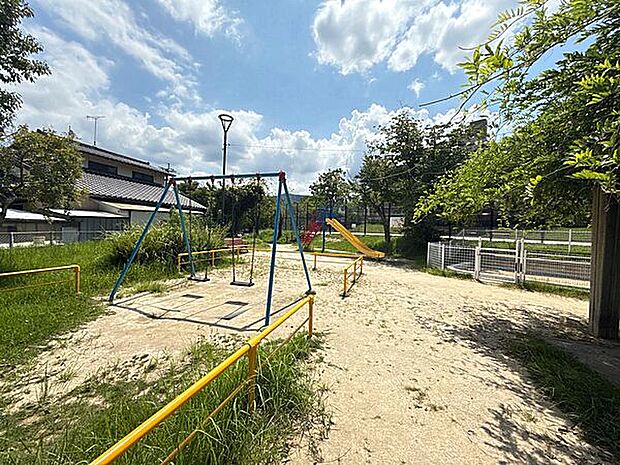 神松寺北公園（約402m）