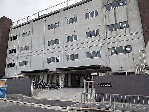 池田市立北豊島中学校(約949m)