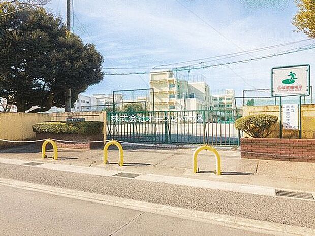 ひばりが丘公園 (ほりもとグラウンド)（約1,289m）