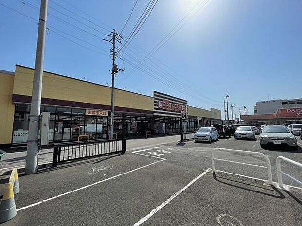 とりせん太田新井店（約606m）