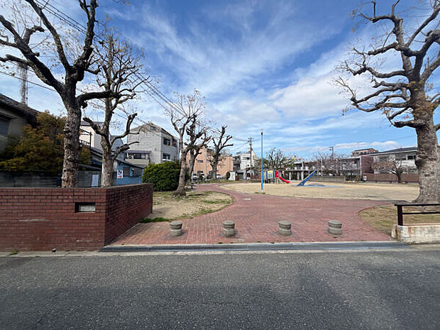 千本南公園（約45m）