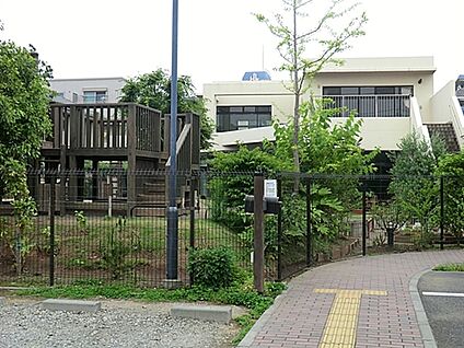 わくわくの森保育園 628m
