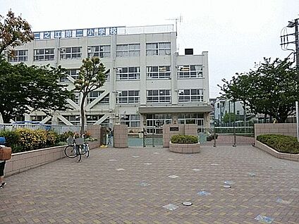 江戸川区立二之江第二小学校 539m