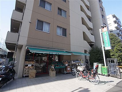 qsmart大森山王店 595m