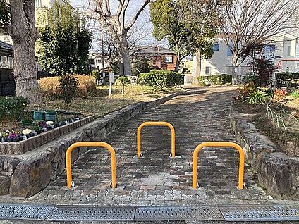 西野上川原公園 996m
