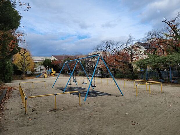 塚口北公園（約93m）