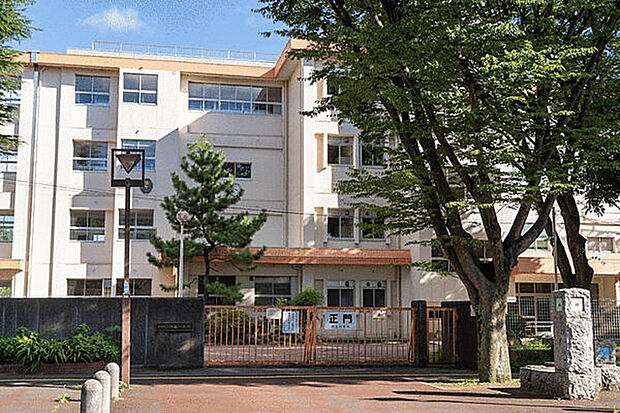 千葉市立弥生小学校（約623m）