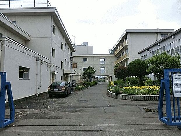 小平市立小平第一中学校（約1,129m）