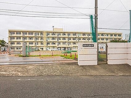 町田市立成瀬台中学校 1196m