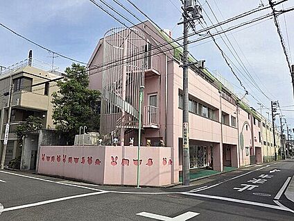昭和保育園（こども園） 571m