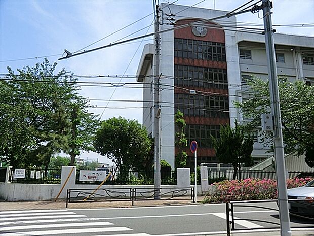 川崎市立塚越中学校(約1,275m)