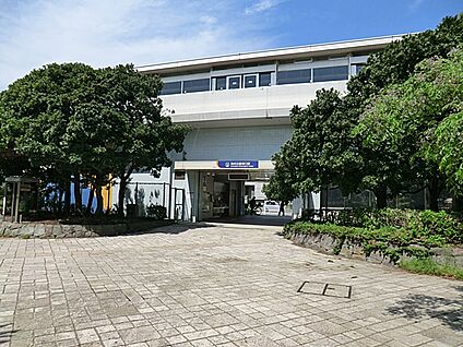 シーサイドライン「海の公園南口」駅 480m