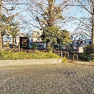 柳橋2号公園 408m