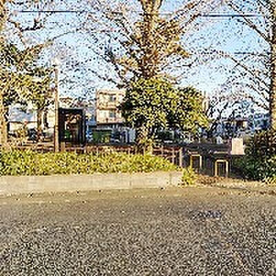 柳橋2号公園(約408m)