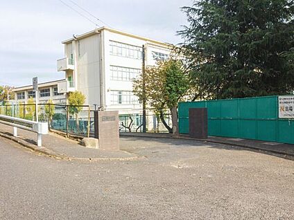 町田市立薬師中学校 1252m