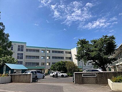 流山市立長崎小学校 352m