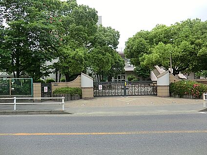 さいたま市立辻小学校 500m
