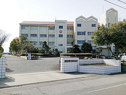刈谷市立朝日中学校 1962m