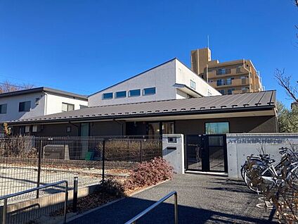 みずほ保育園与野新中里 517m