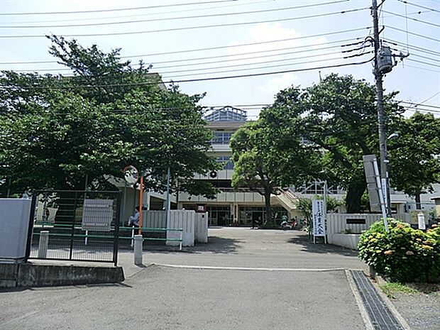 調布市立第六中学校(約1,135m)