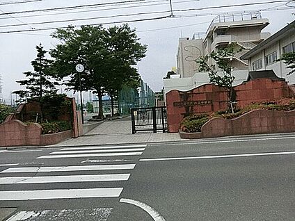 さいたま市立内谷中学校 1597m