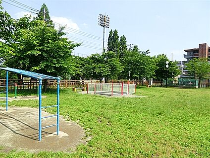 郷南公園 1401m
