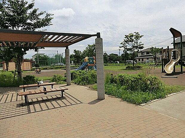 西堀高沼公園(約289m)