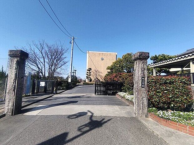尾張旭市立旭小学校（約980m）
