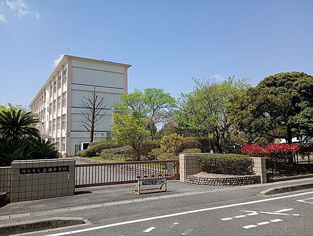 刈谷市立衣浦小学校(約1,211m)