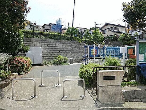 中尾町第三公園(約559m)