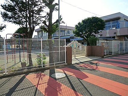 給田幼稚園 1027m