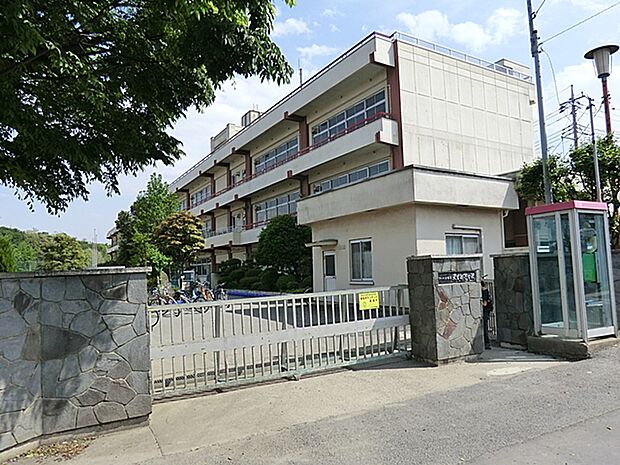 さいたま市立大宮西小学校(約1,169m)