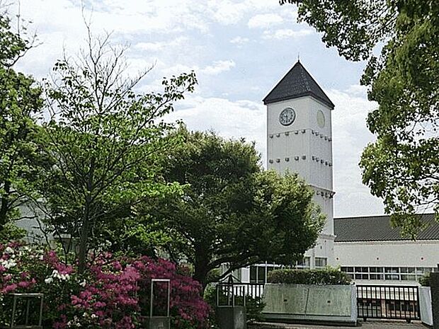 稲城市立稲城第五中学校(約398m)