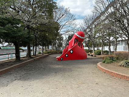 扇なかよし公園 773m