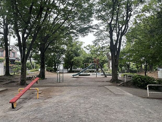 かもめ公園(約157m)