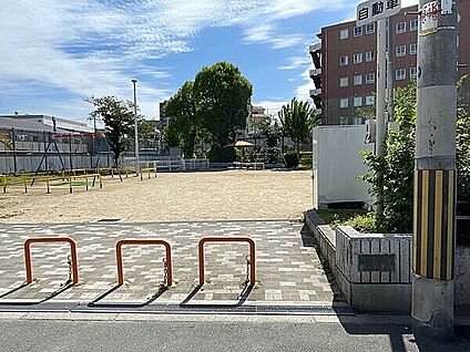 北中道公園 835m