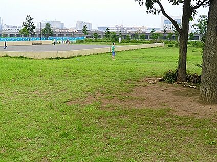 太尾南公園 943m
