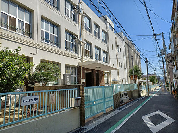 大阪市立中本小学校（約314m）