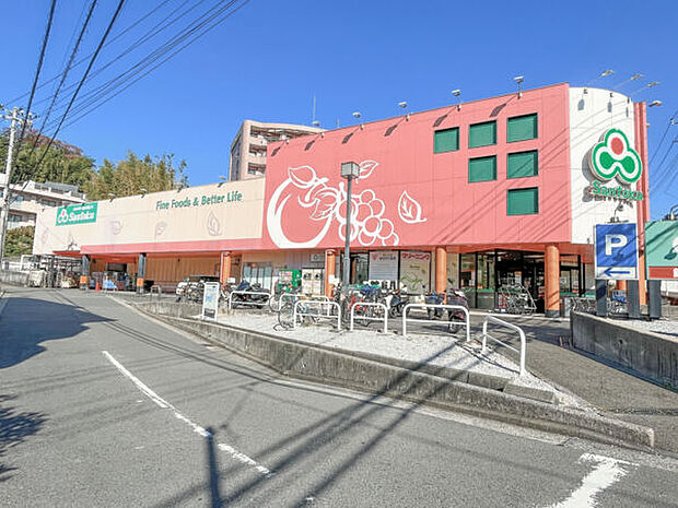 三徳 高田店(約1,185m)