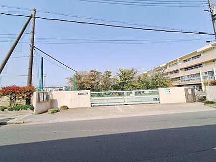 守口市立大久保中学校 1128m