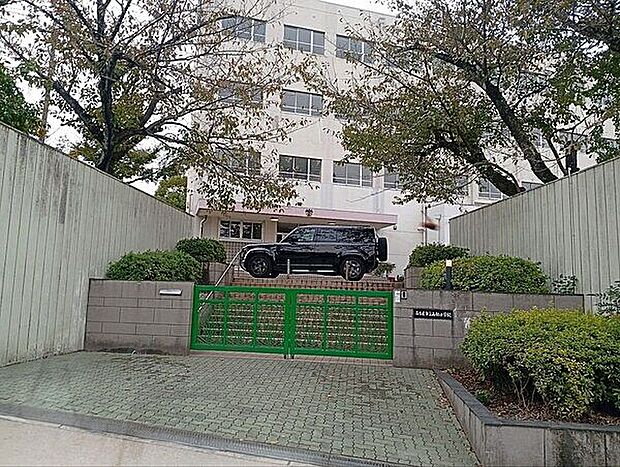 名古屋市立山根小学校（約474m）